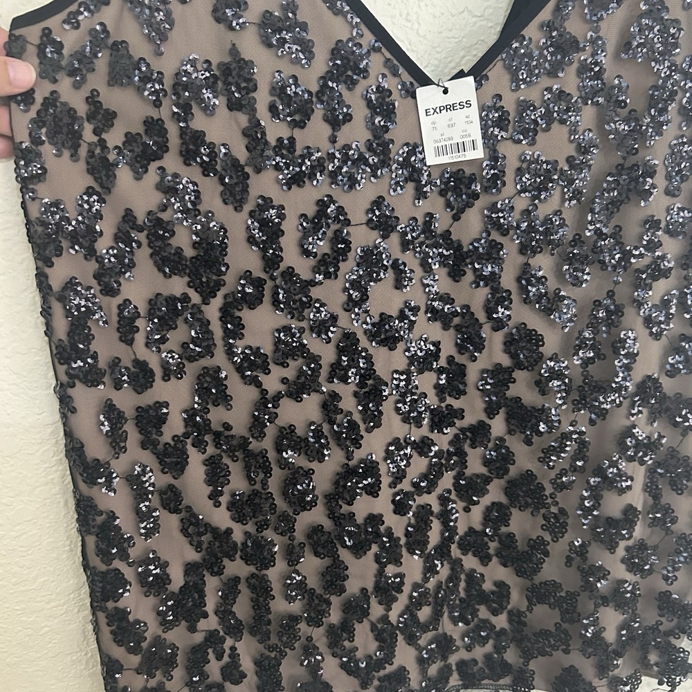 Express Black Sequin V-Neck Spaghetti Strap Camisole Tank Top Size L Glam NWT - Picture 7 of 10